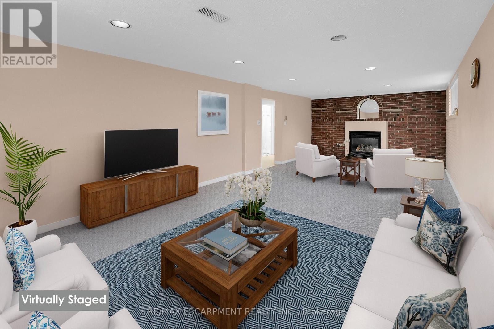 Photo 15 of 50 Louth Street, St Catharines ON