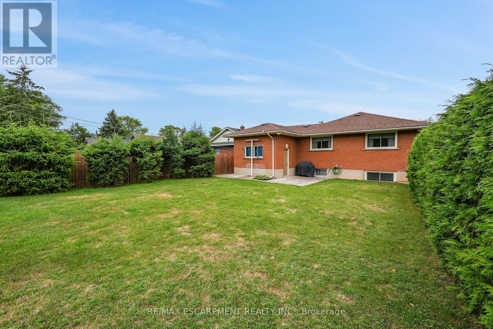 Photo 22 of 50 Louth Street, St Catharines ON