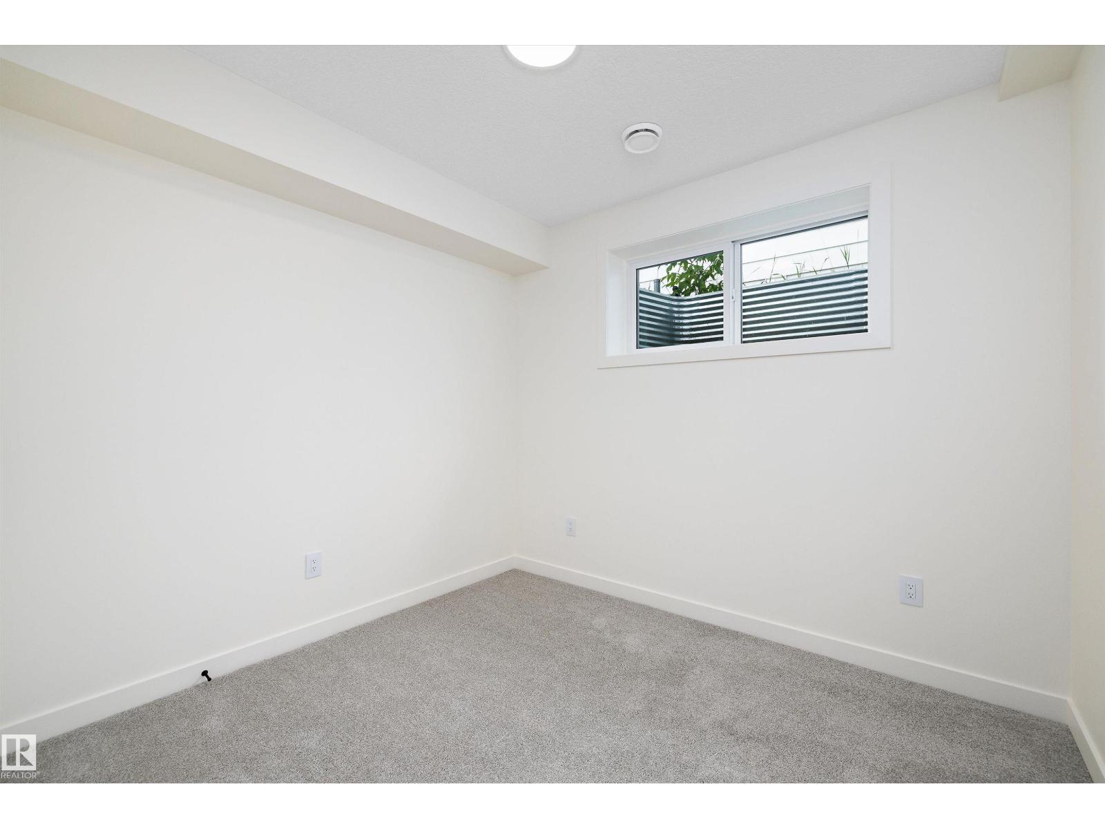 Photo 36 of 11338 89 St Nw, Edmonton AB
