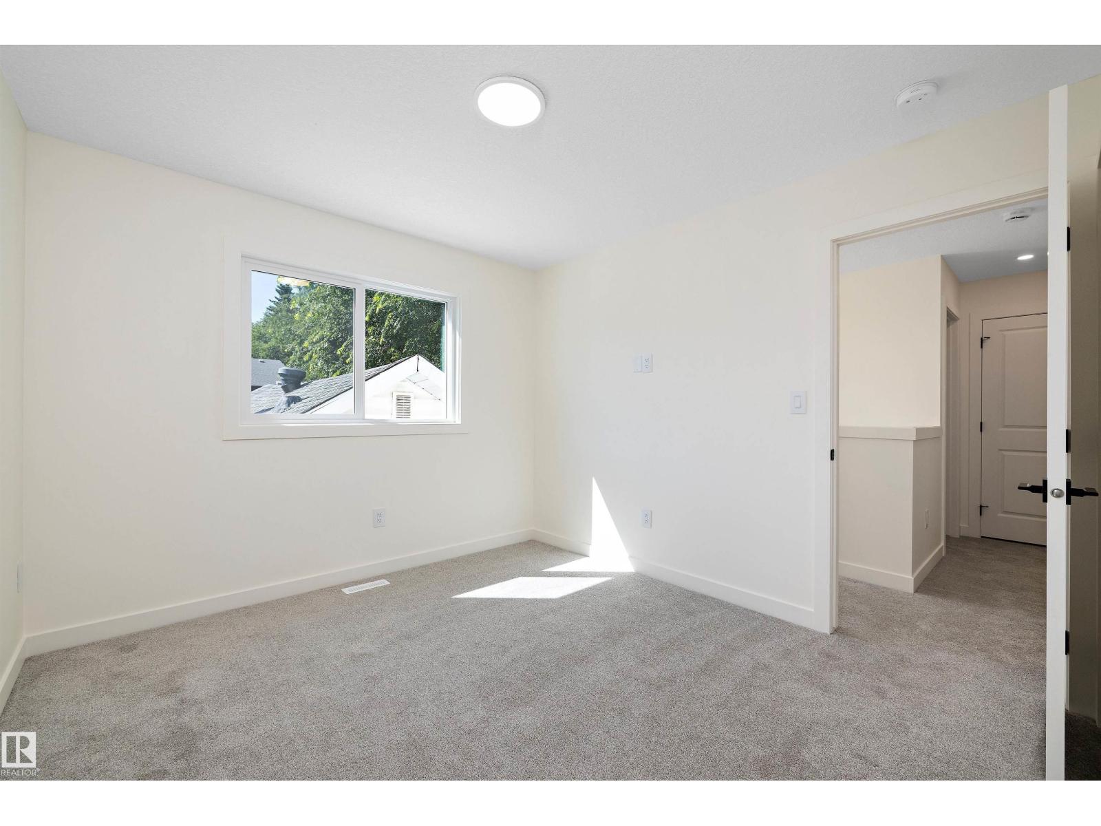 Photo 30 of 11338 89 St Nw, Edmonton AB