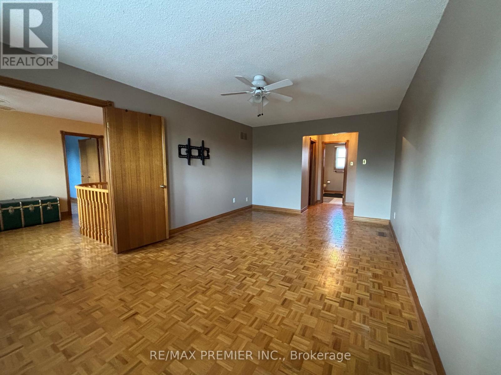 Photo 13 of 160 Fiori Drive, Vaughan ON
