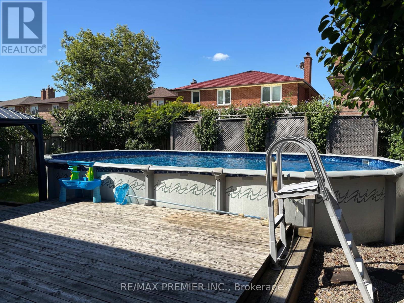 Photo 14 of 160 Fiori Drive, Vaughan ON