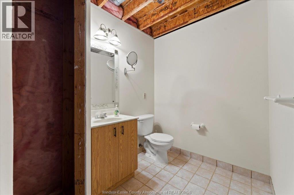 Photo 26 of 2805 Mangin Crescent, Windsor ON