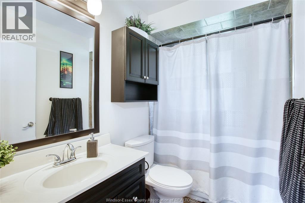 Photo 20 of 2980 Clemenceau, Windsor ON