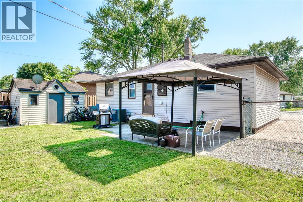 Photo 24 of 2980 Clemenceau, Windsor ON