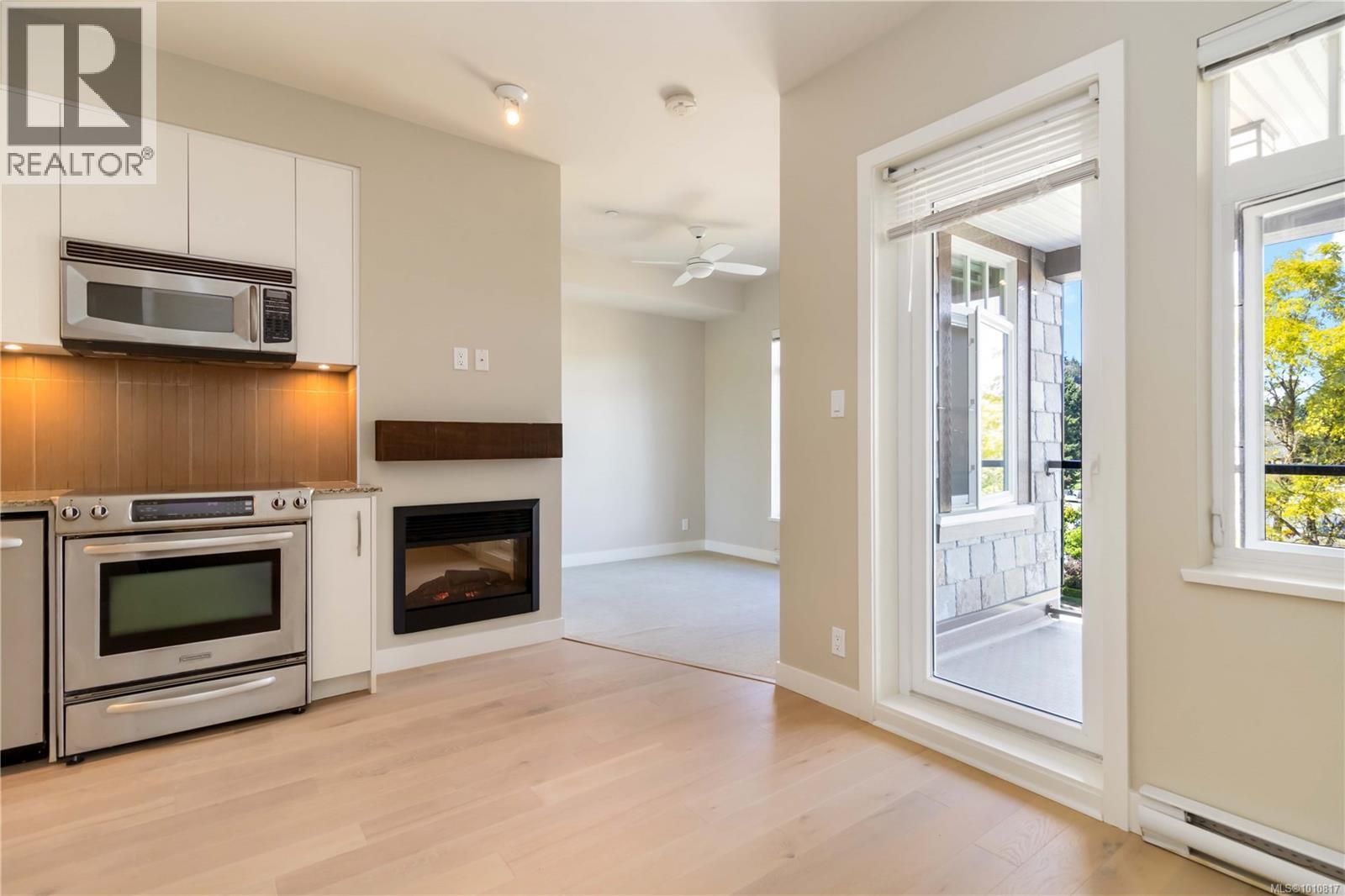 Photo 14 of 319 1375 Bear Mountain Pkwy, Langford BC