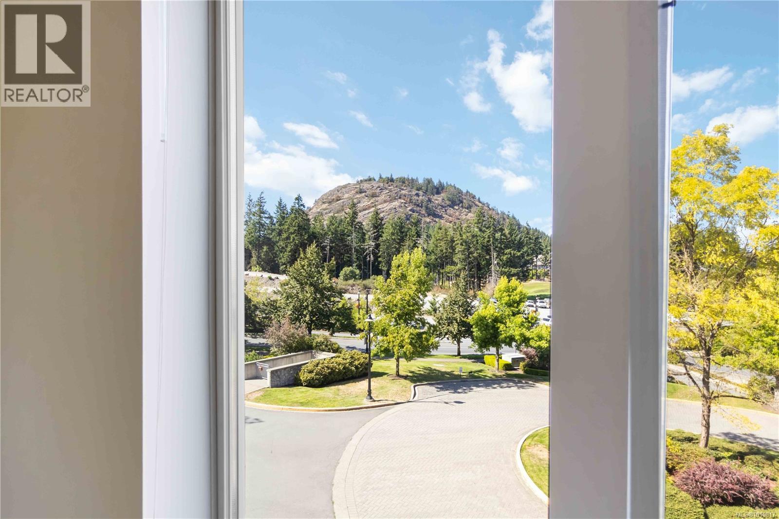 Photo 17 of 319 1375 Bear Mountain Pkwy, Langford BC