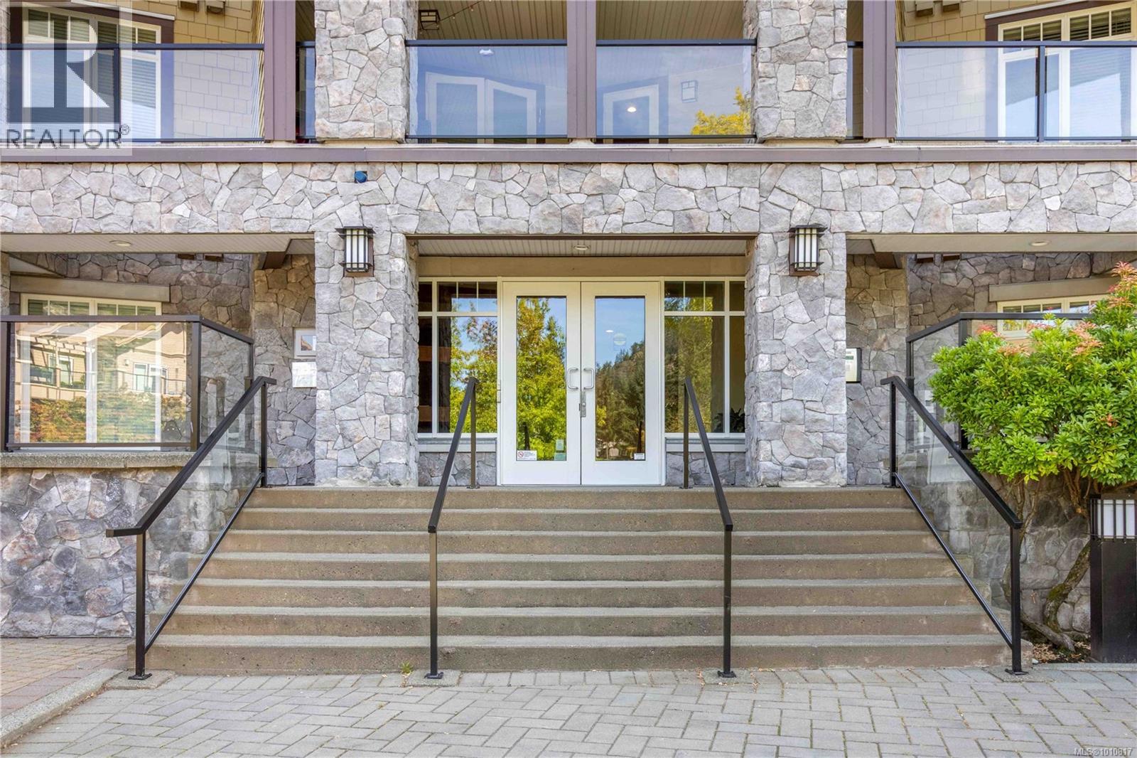 Photo 33 of 319 1375 Bear Mountain Pkwy, Langford BC
