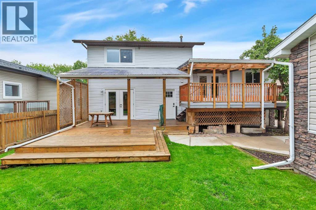 Photo 29 of 38 Wiltshire Boulevard, Red Deer AB