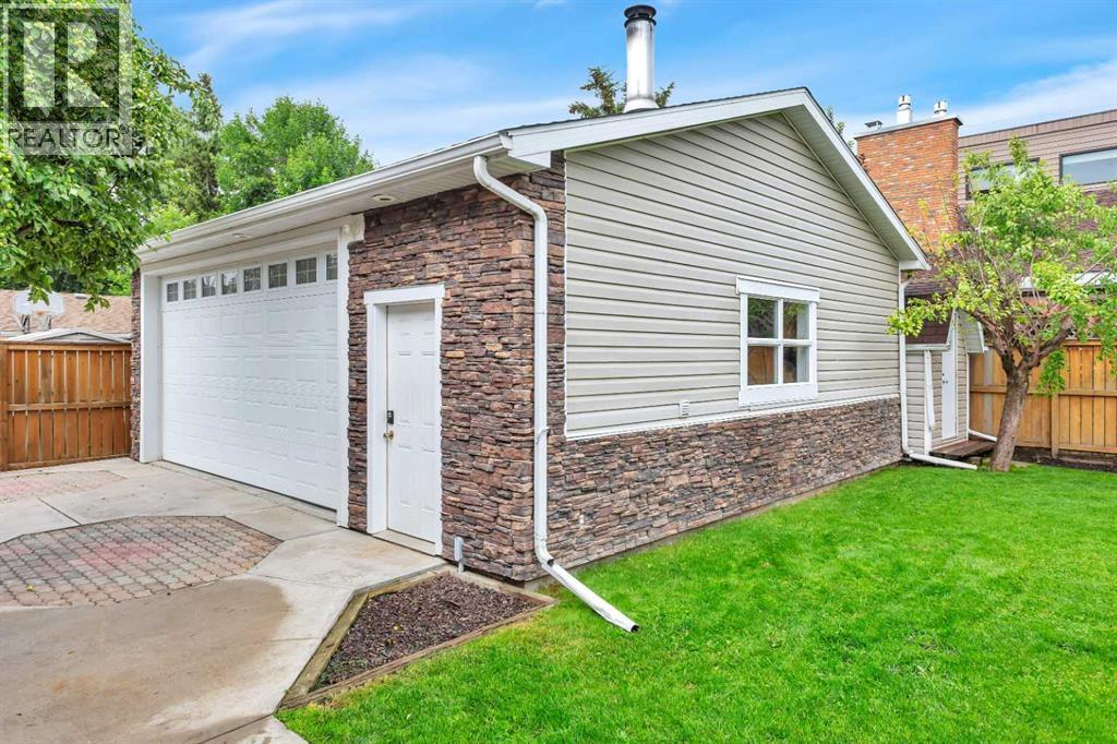 Photo 34 of 38 Wiltshire Boulevard, Red Deer AB