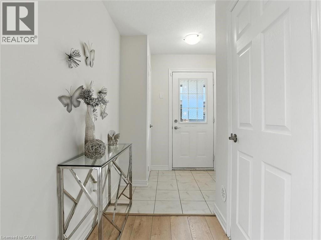 Photo 8 of 755 Linden Drive Unit 53, Cambridge ON