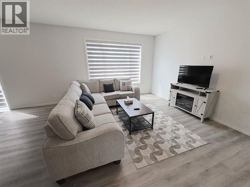 Single Family House for Sale in  Carringham Road NW Carrington Calgary 
