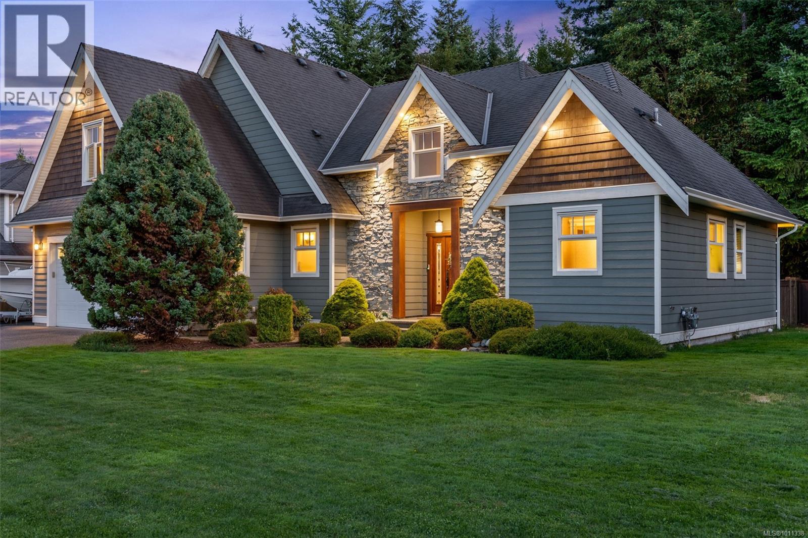 759 Cameleon Pl, Campbell River
