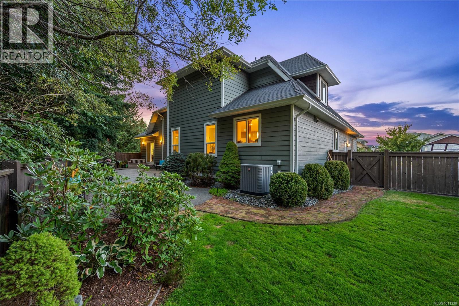 759 Cameleon Pl, Campbell River
