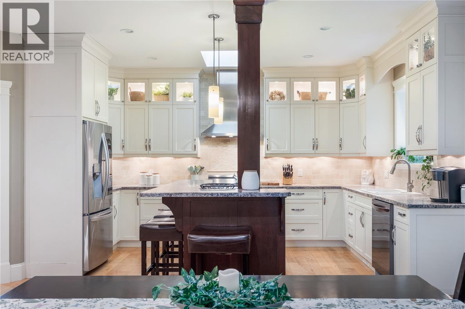 759 Cameleon Pl, Campbell River