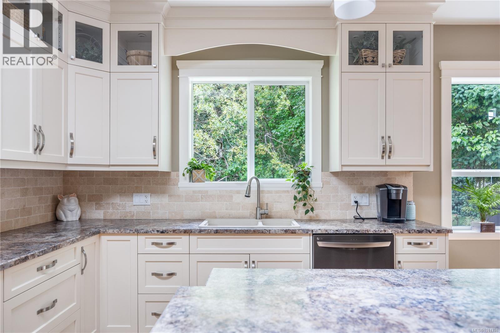 759 Cameleon Pl, Campbell River