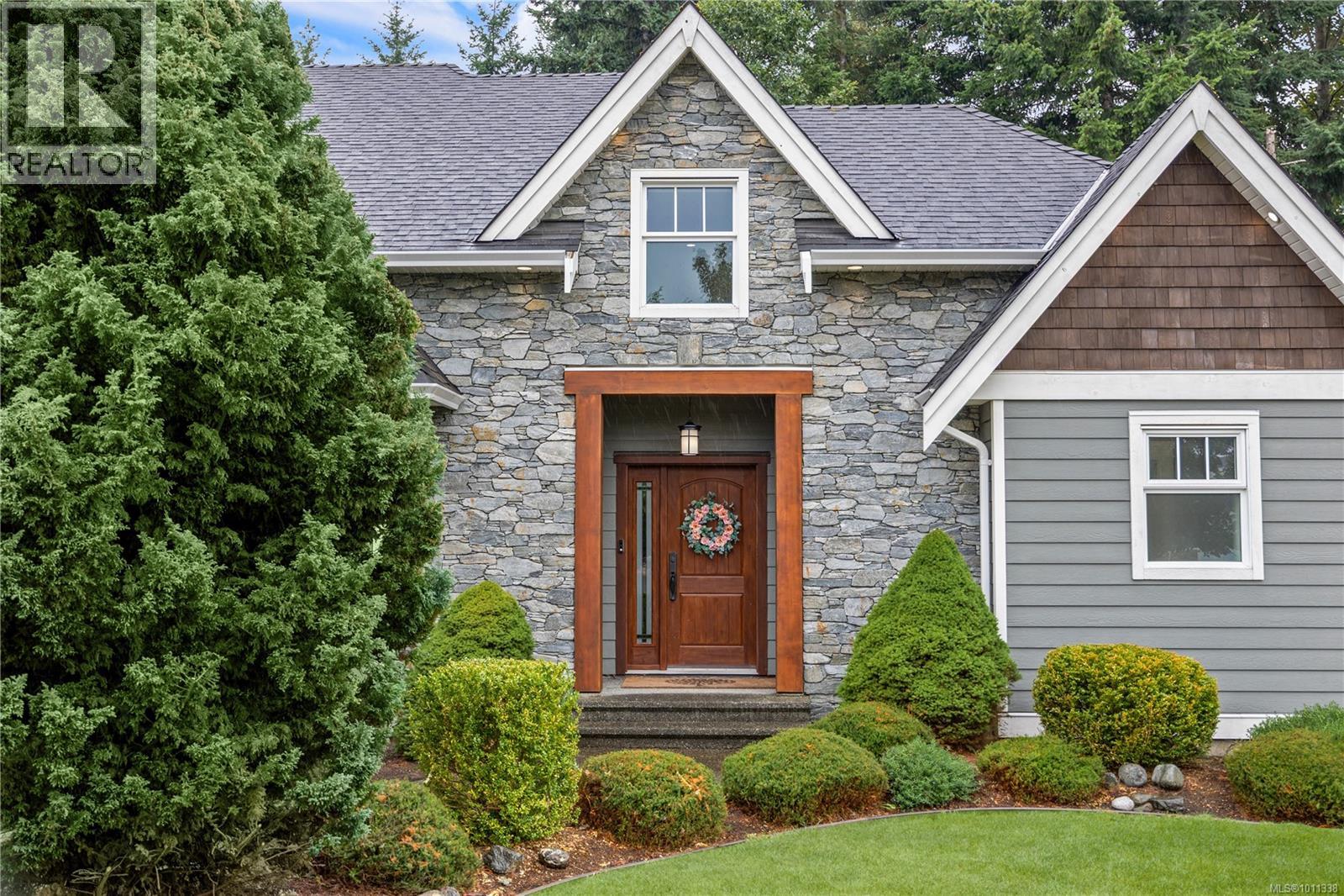 759 Cameleon Pl, Campbell River