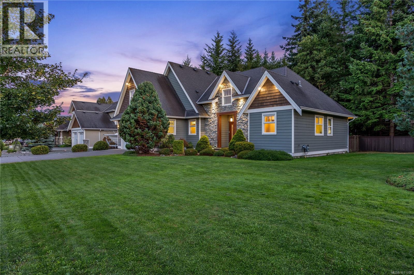 759 Cameleon Pl, Campbell River