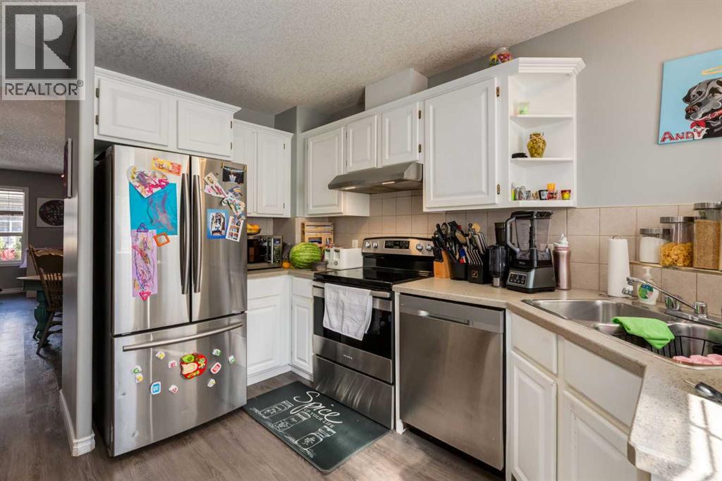 Photo 8 of 5 135 Bow Ridge Drive, Cochrane AB