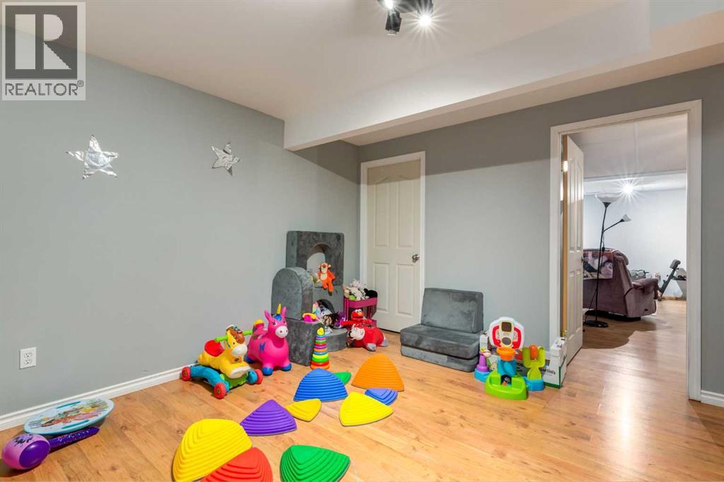 Photo 21 of 5 135 Bow Ridge Drive, Cochrane AB