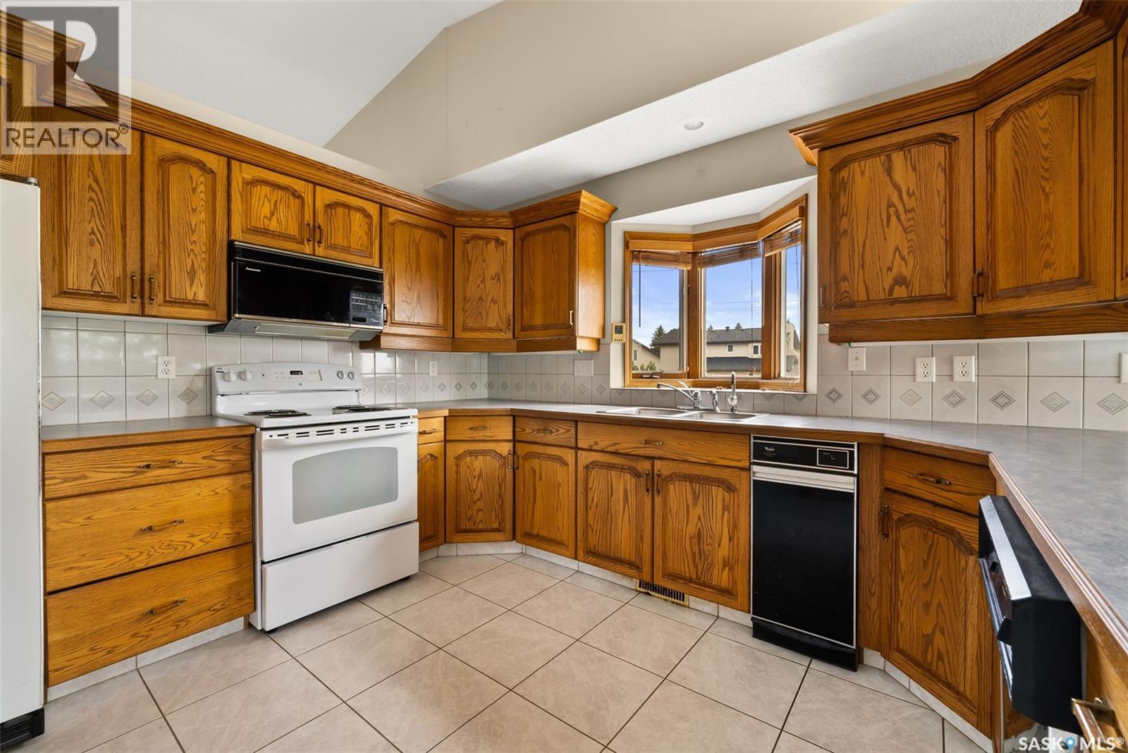Photo 11 of 3644 Wedgwood Way, Regina SK