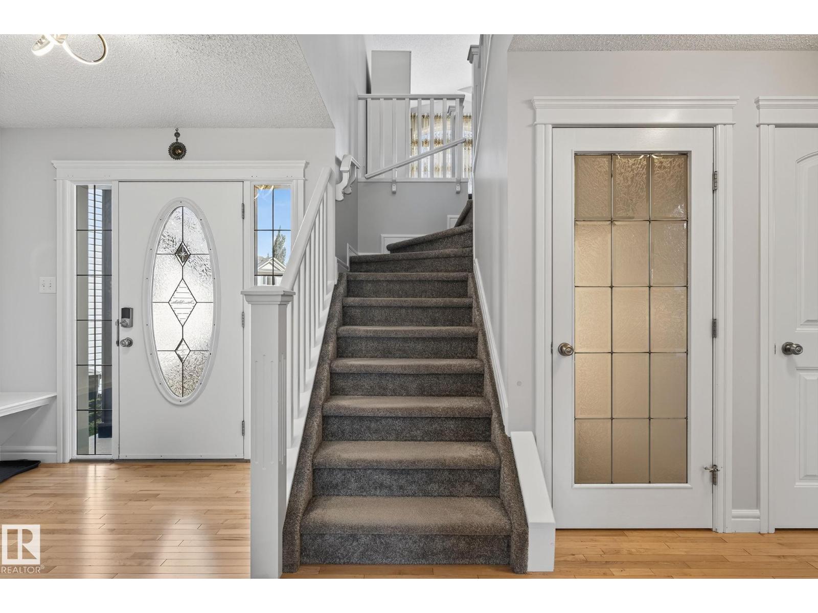 Photo 61 of 20343 46 Av Nw, Edmonton AB