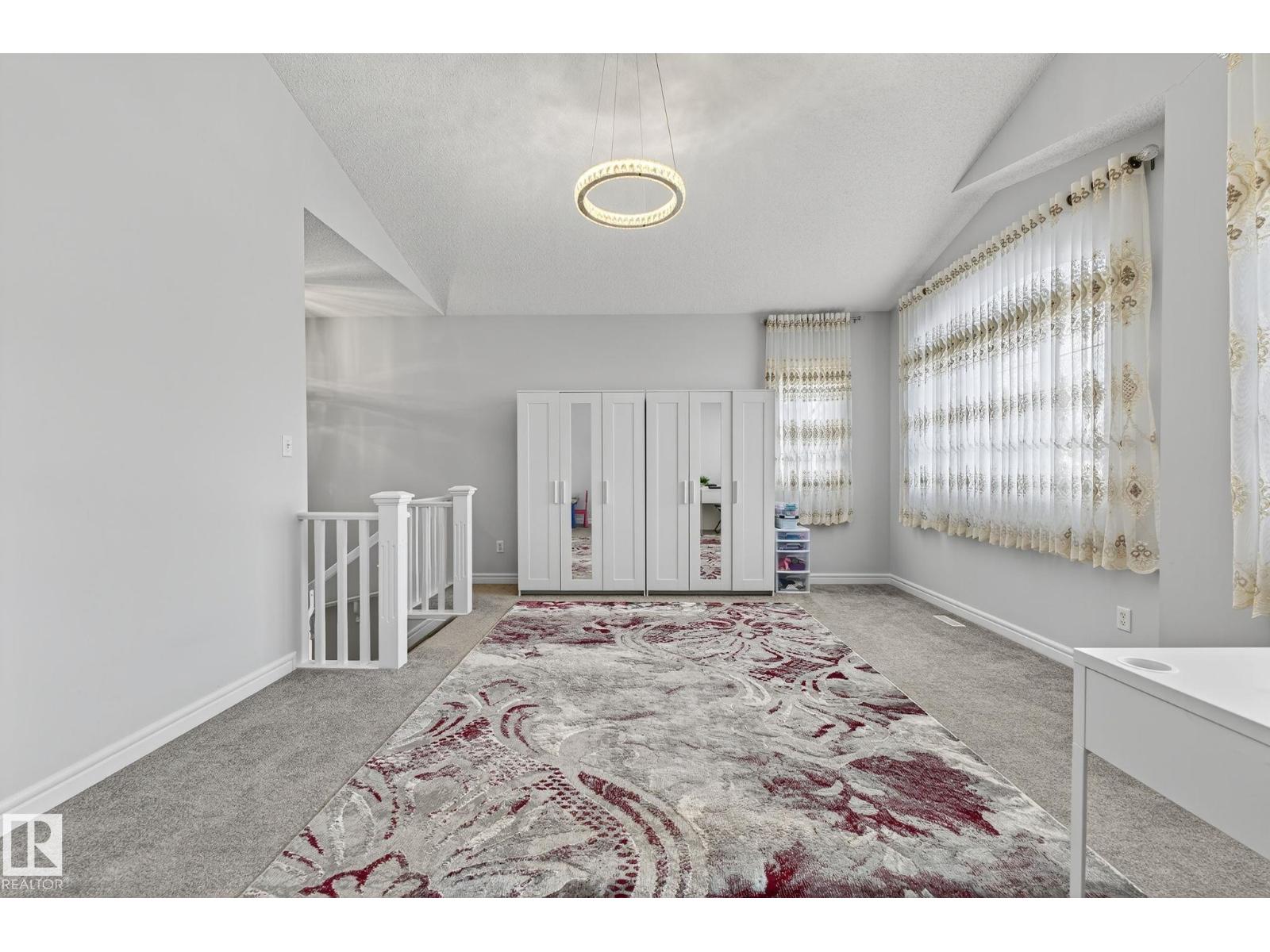 Photo 58 of 20343 46 Av Nw, Edmonton AB