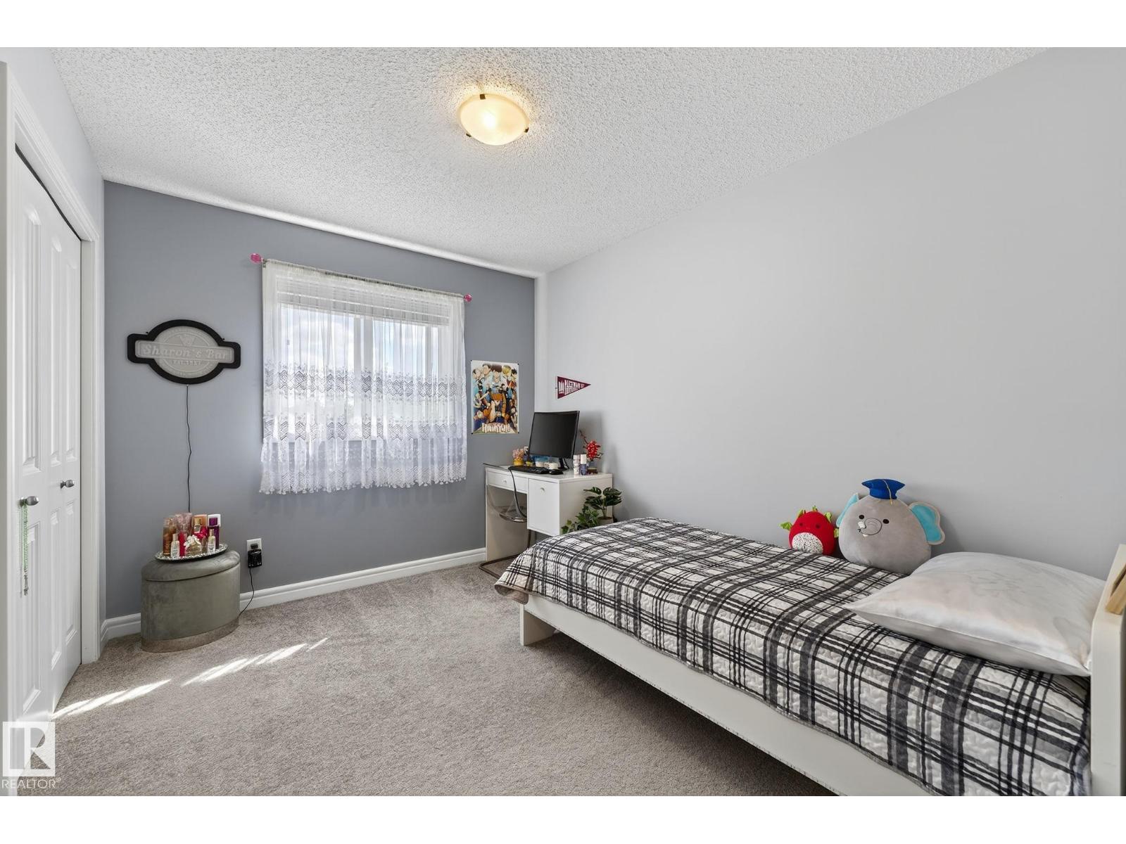 Photo 45 of 20343 46 Av Nw, Edmonton AB