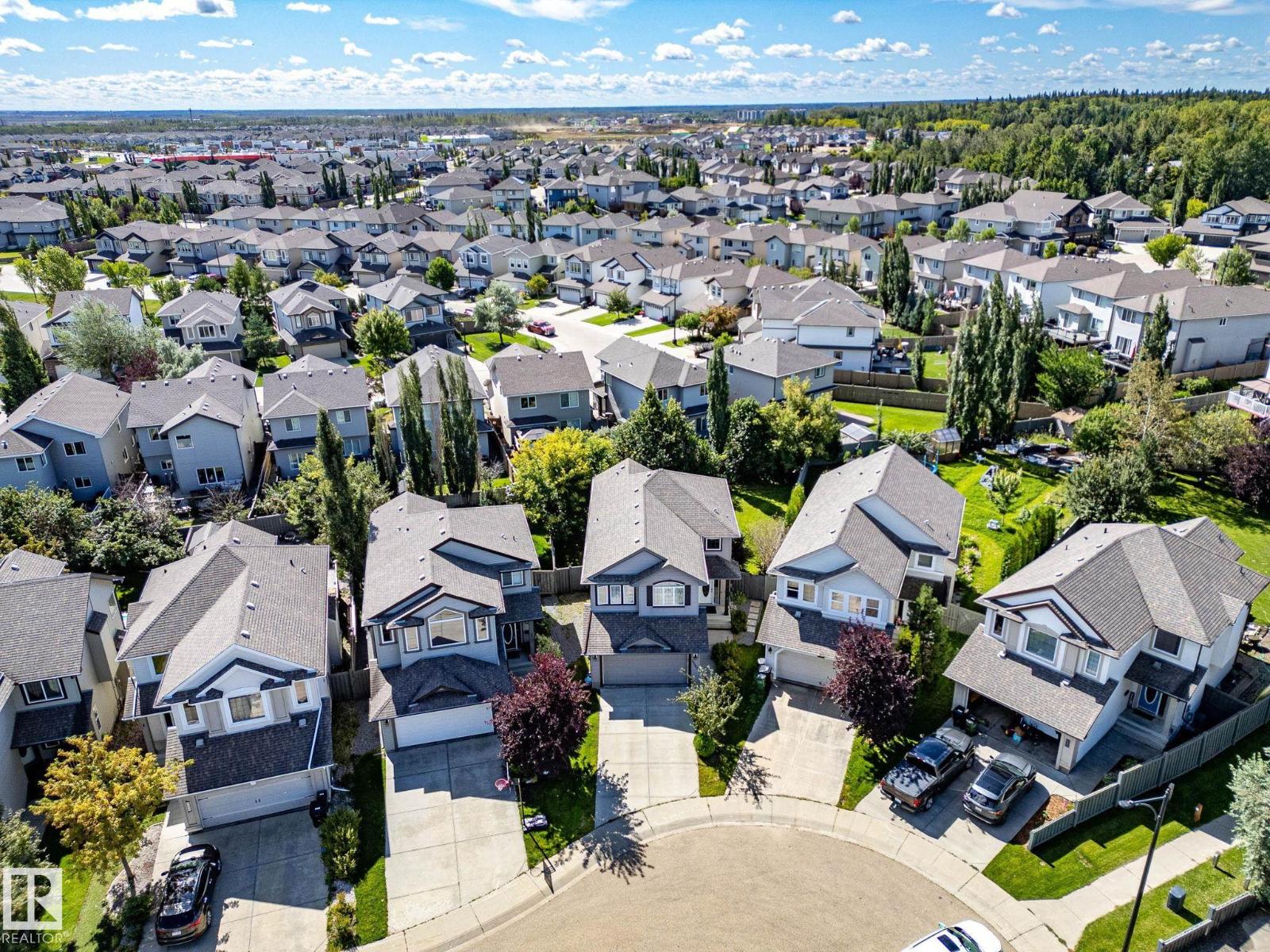 Photo 47 of 20343 46 Av Nw, Edmonton AB