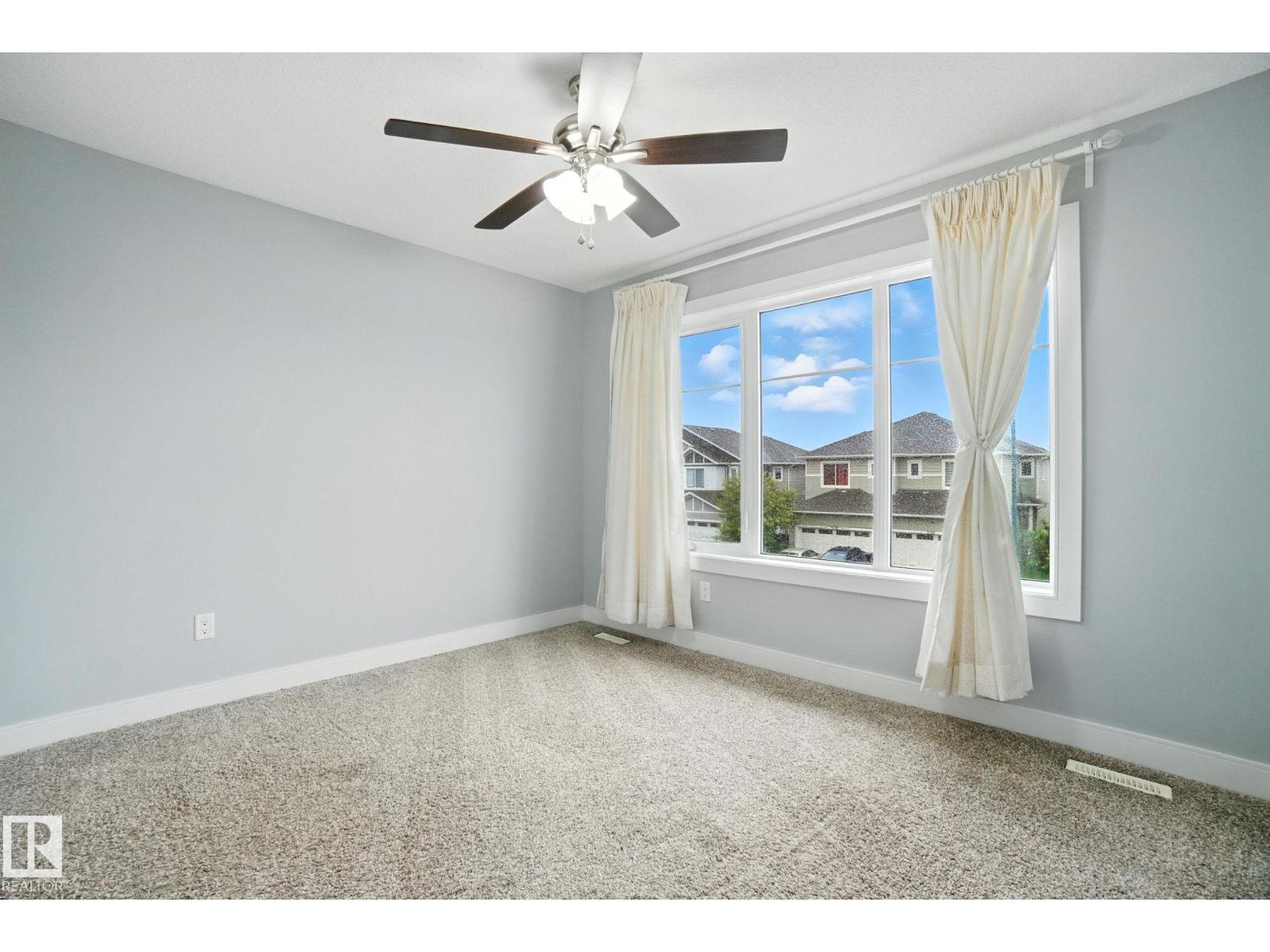 Photo 32 of 2419 17 Av Nw, Edmonton AB