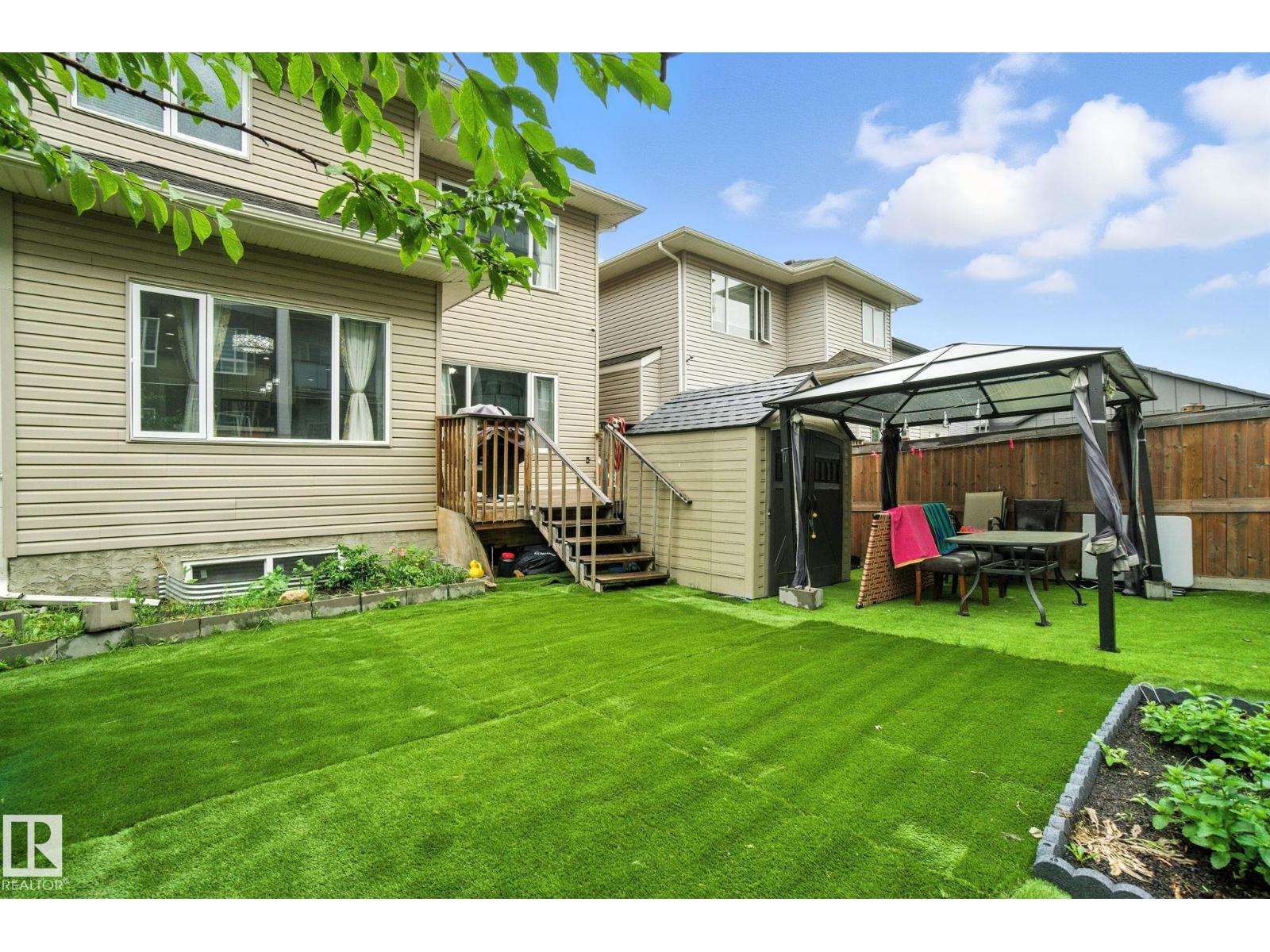 Photo 56 of 2419 17 Av Nw, Edmonton AB