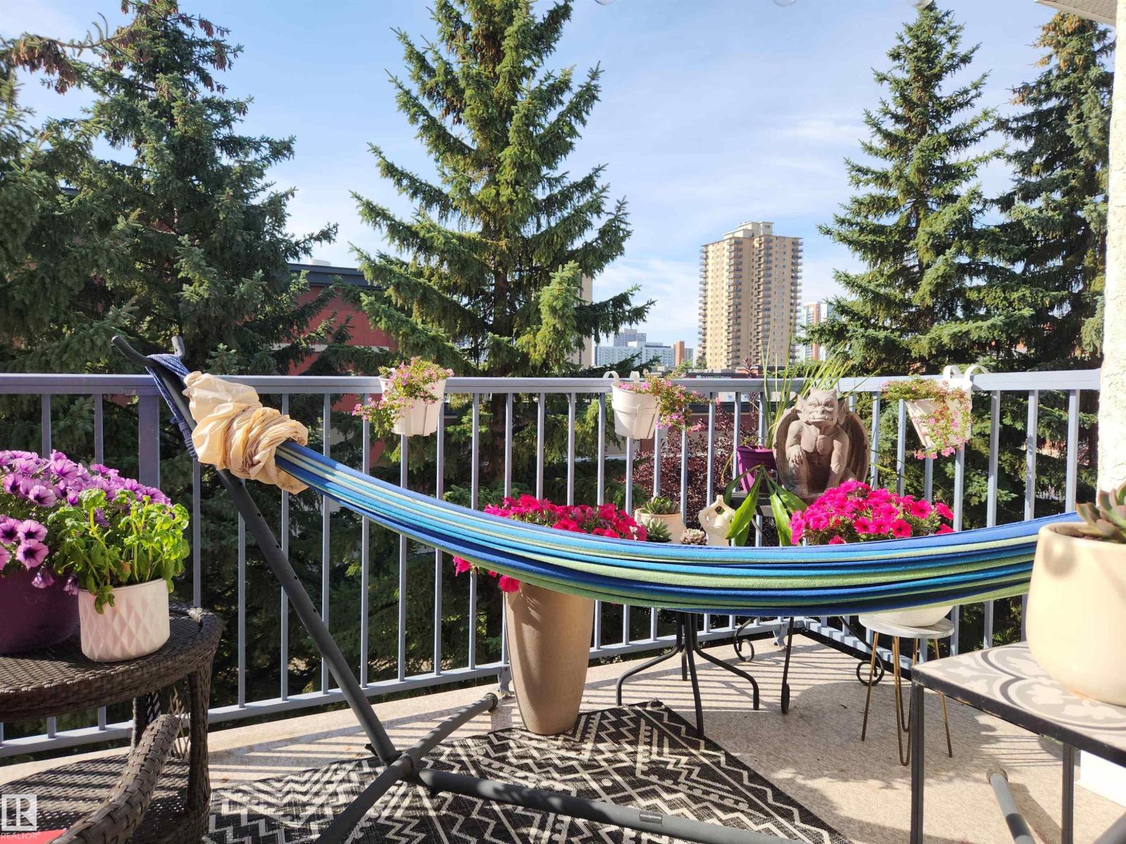 Photo 19 of 318 10508 119 St Nw, Edmonton AB