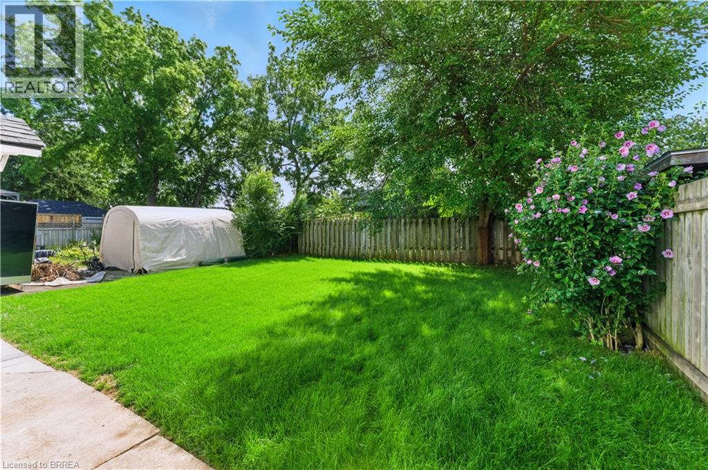 Photo 33 of 39 Allenby Avenue, Brantford ON