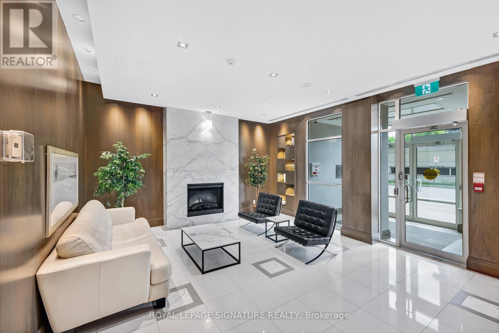 Photo 26 of 403 1103 Leslie Street, Toronto ON