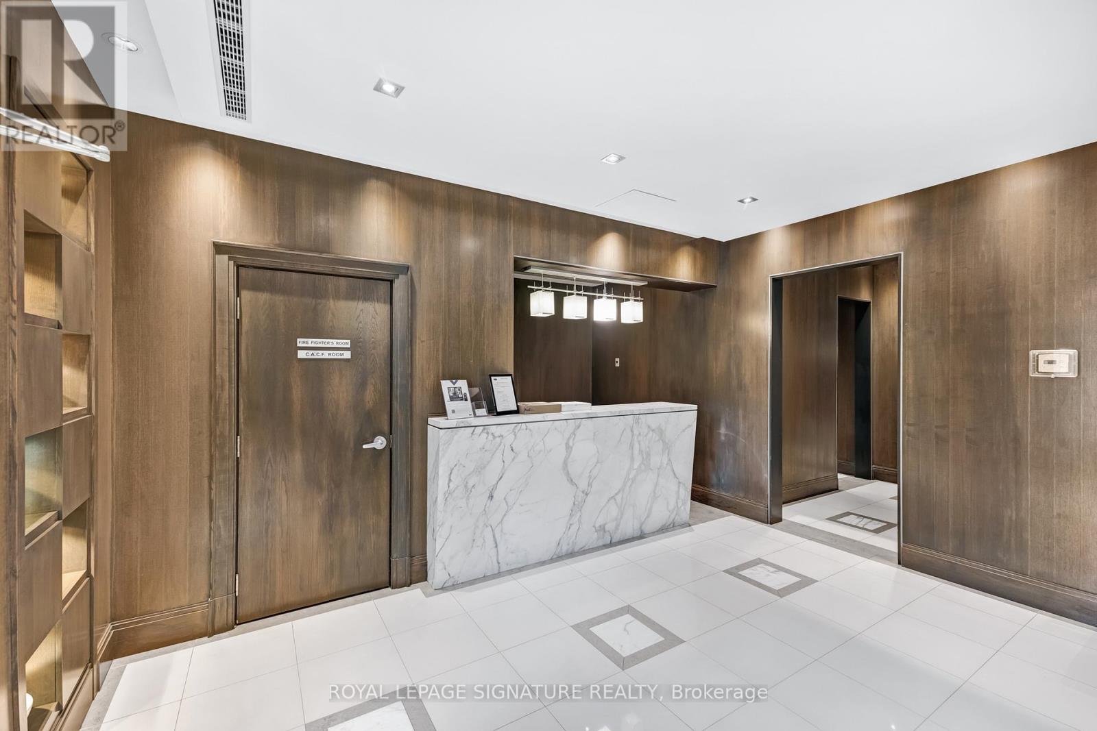 Photo 27 of 403 1103 Leslie Street, Toronto ON