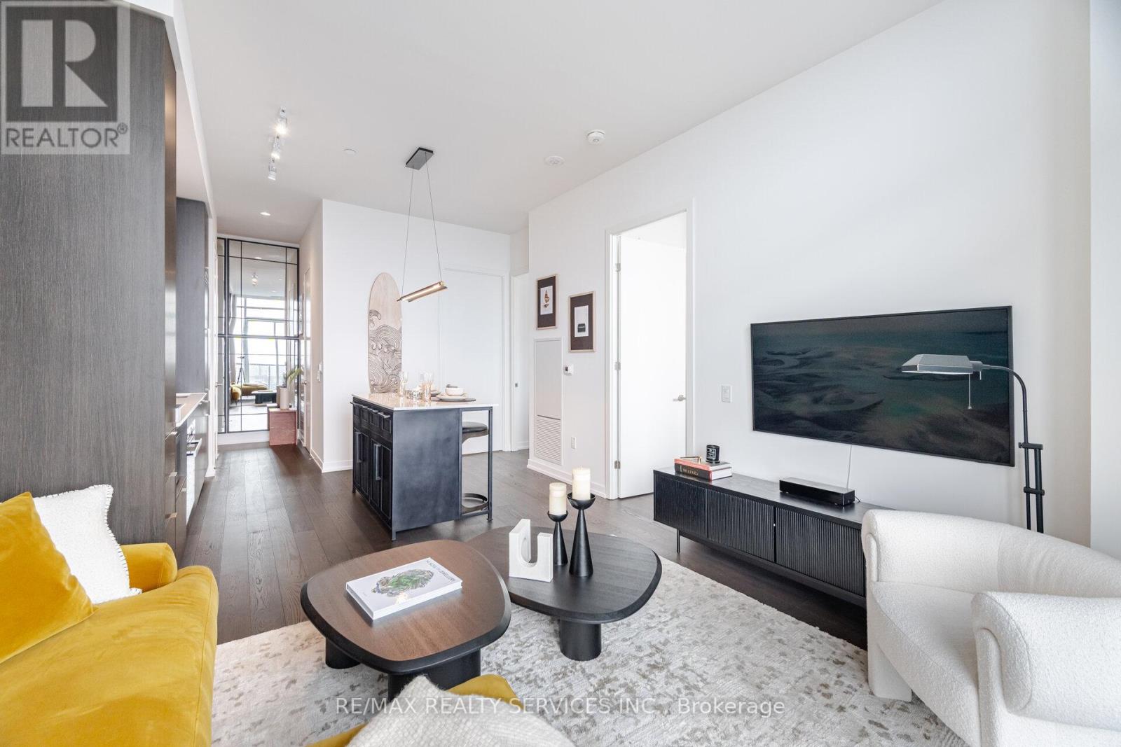 Photo 14 of Ph 103 138 Downes Street, Toronto ON