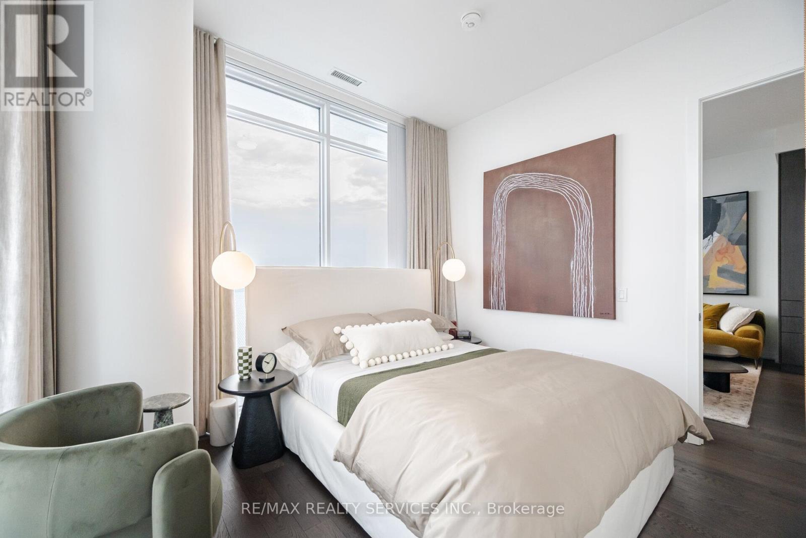 Photo 18 of Ph 103 138 Downes Street, Toronto ON