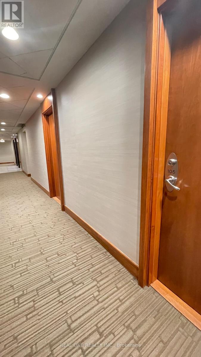 Photo 3 of 105 W 500 Queens Quay W, Toronto ON