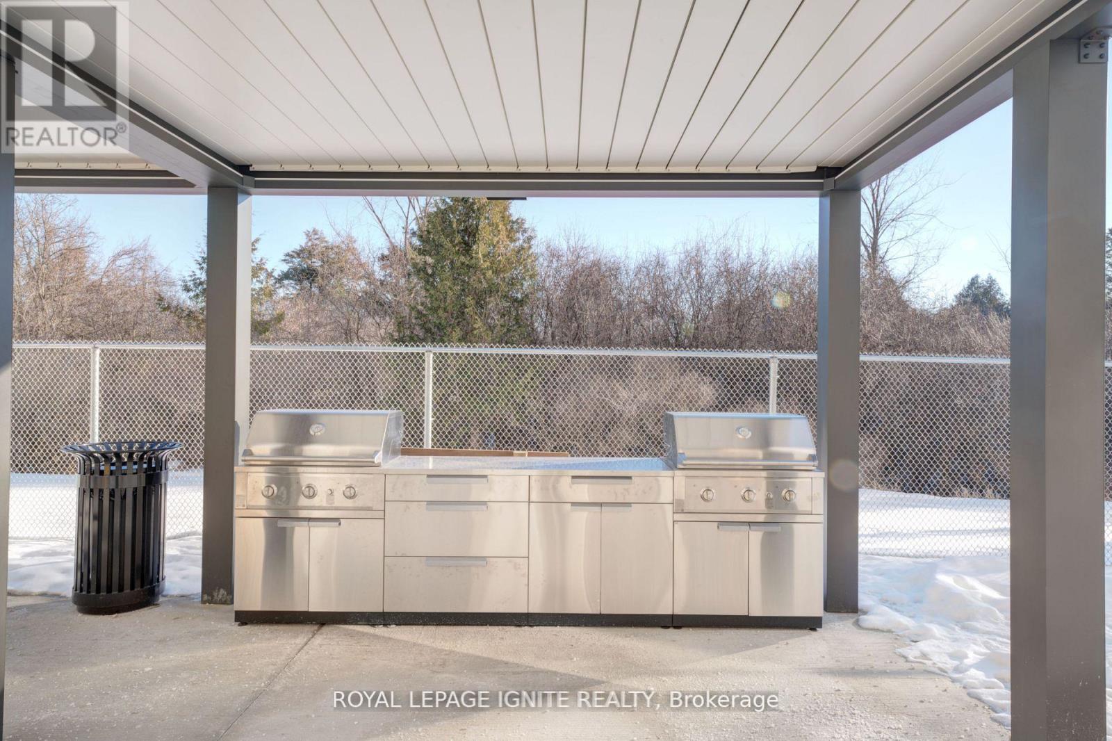 Photo 35 of 415 385 Arctic Red Drive, Oshawa ON