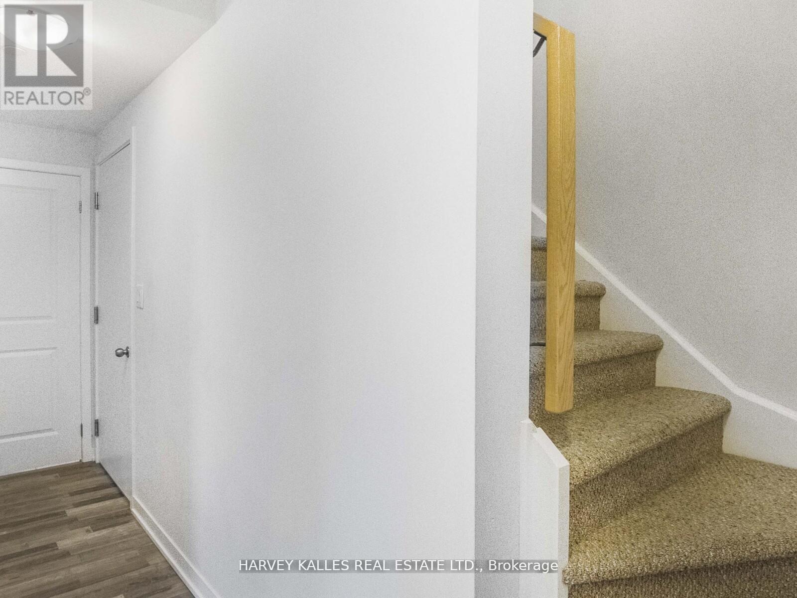 Photo 12 of 404 1460 Whites Road, Pickering ON