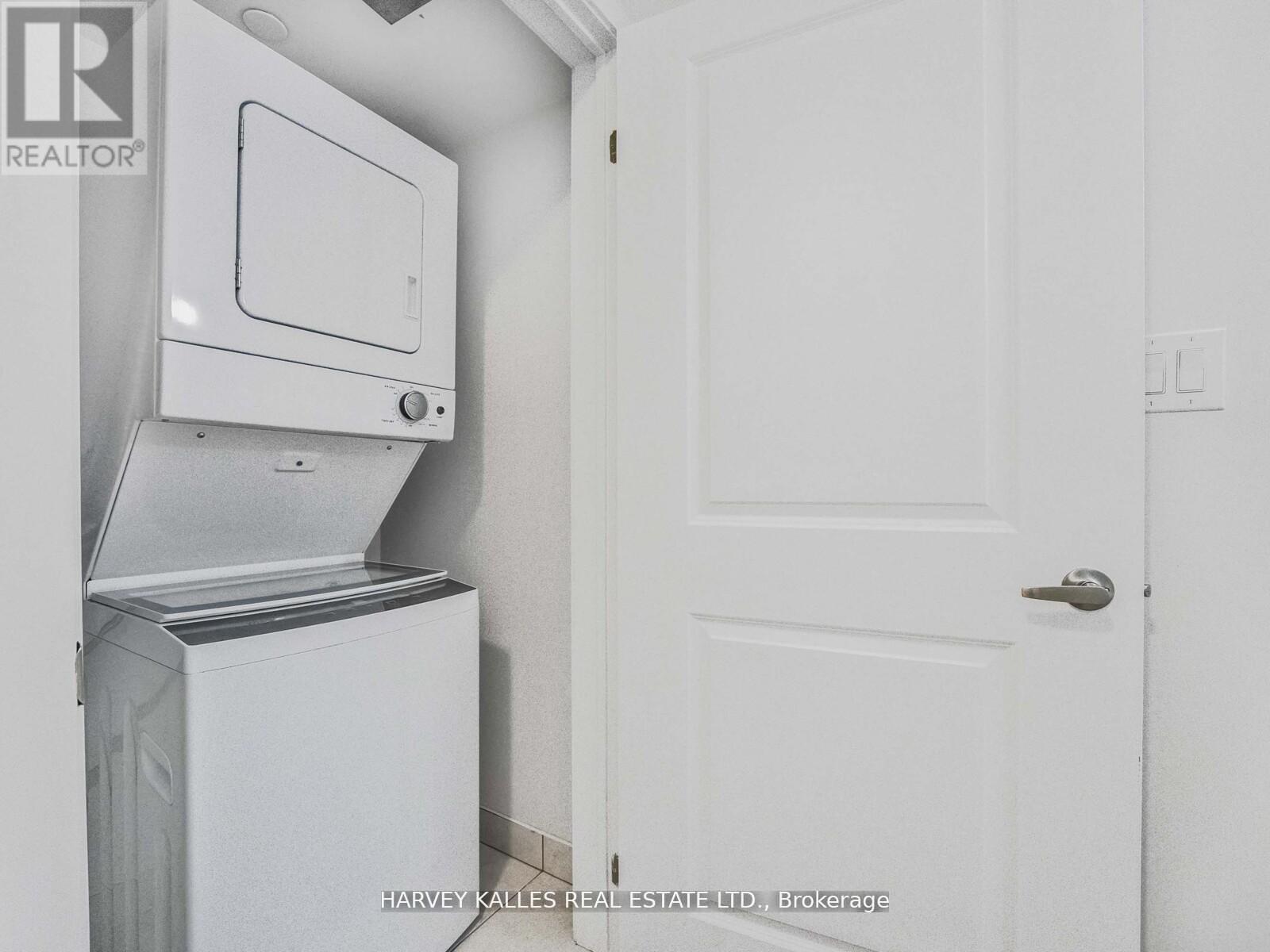 Photo 21 of 404 1460 Whites Road, Pickering ON