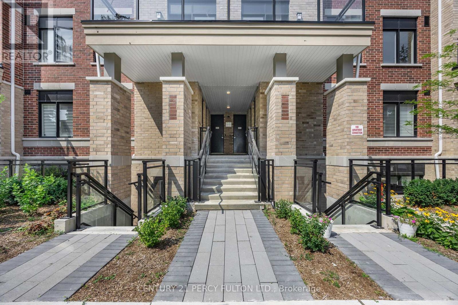 Photo 5 of 2206 58 Elizabeth Street S, Richmond Hill ON