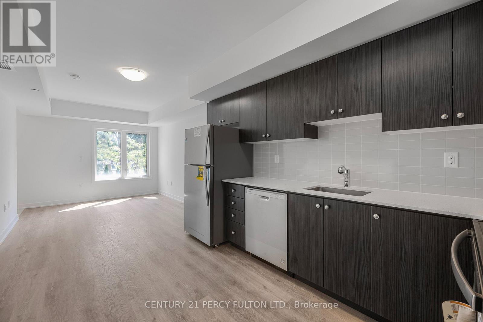 Photo 9 of 2206 58 Elizabeth Street S, Richmond Hill ON
