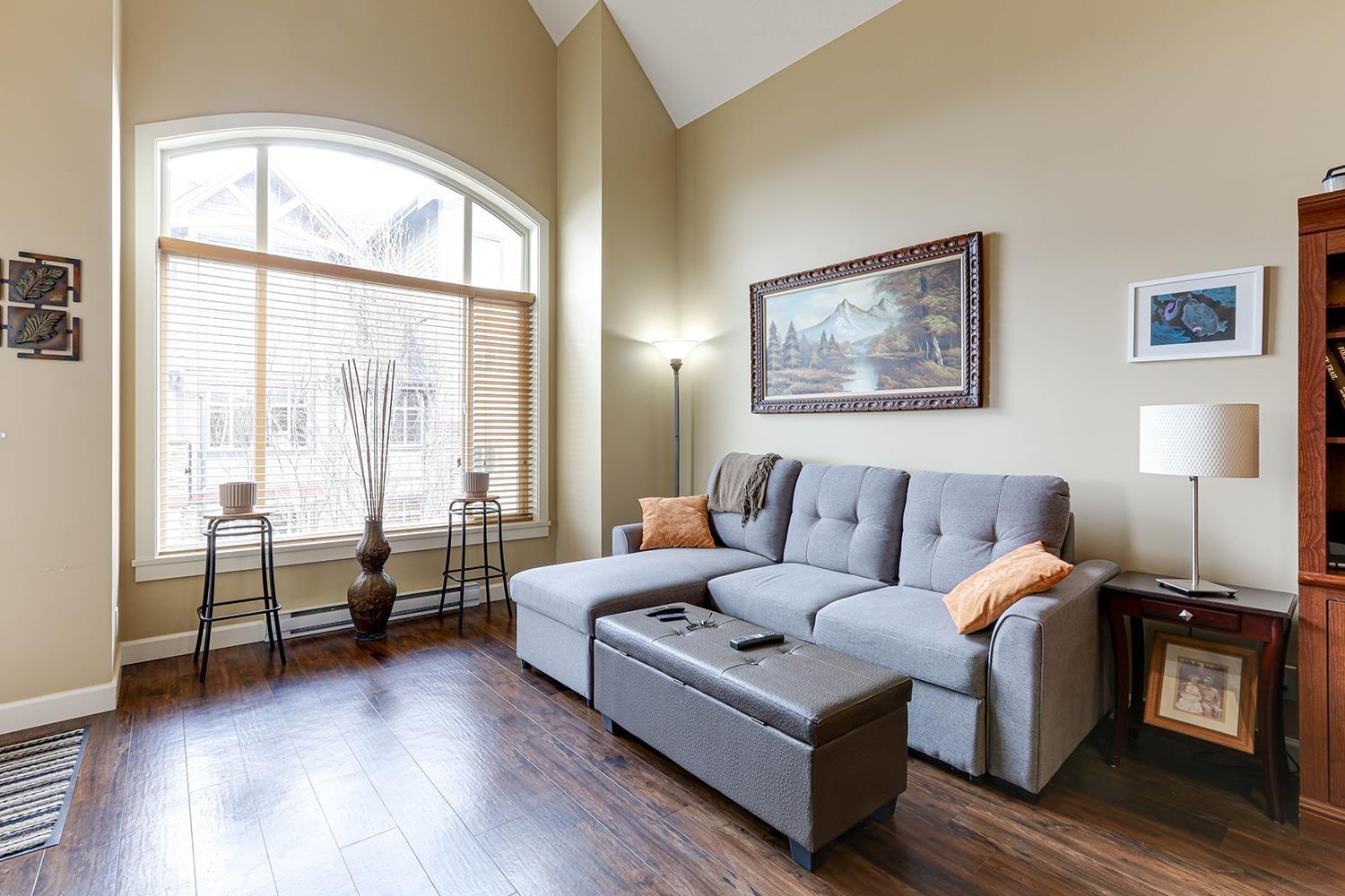 Photo 4 of 404 8328 207 A Street, Langley BC