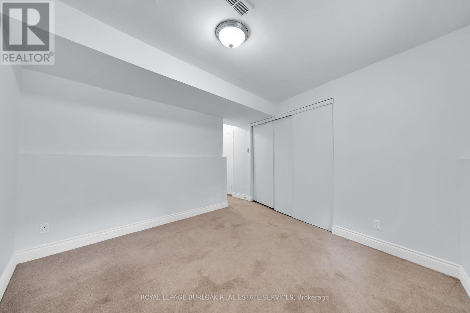 Photo 33 of 13 1351 Ontario Street, Burlington ON