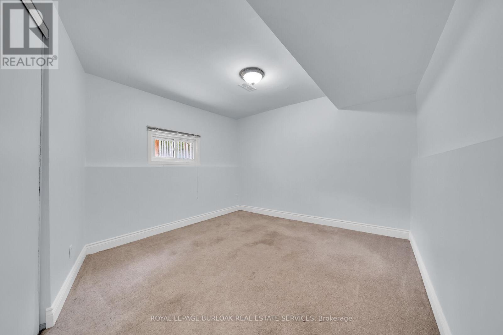 Photo 32 of 13 1351 Ontario Street, Burlington ON