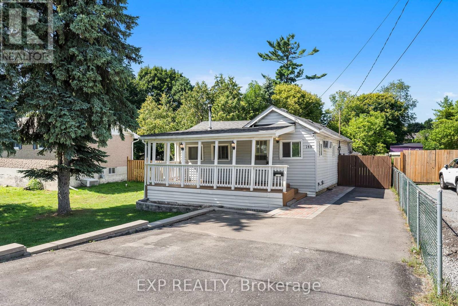 Photo 2 of 148 Morton Avenue, Georgina ON