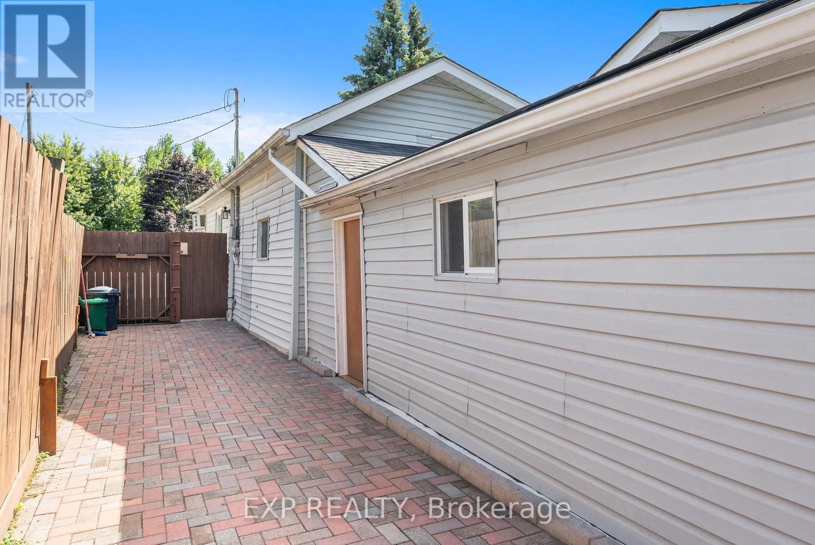 Photo 23 of 148 Morton Avenue, Georgina ON