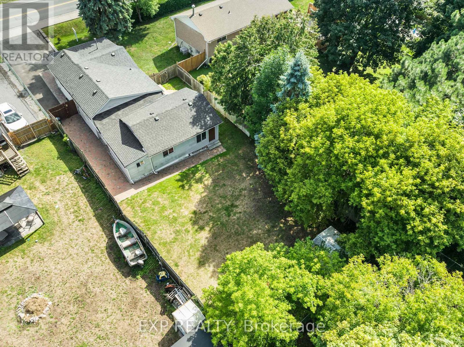 Photo 30 of 148 Morton Avenue, Georgina ON