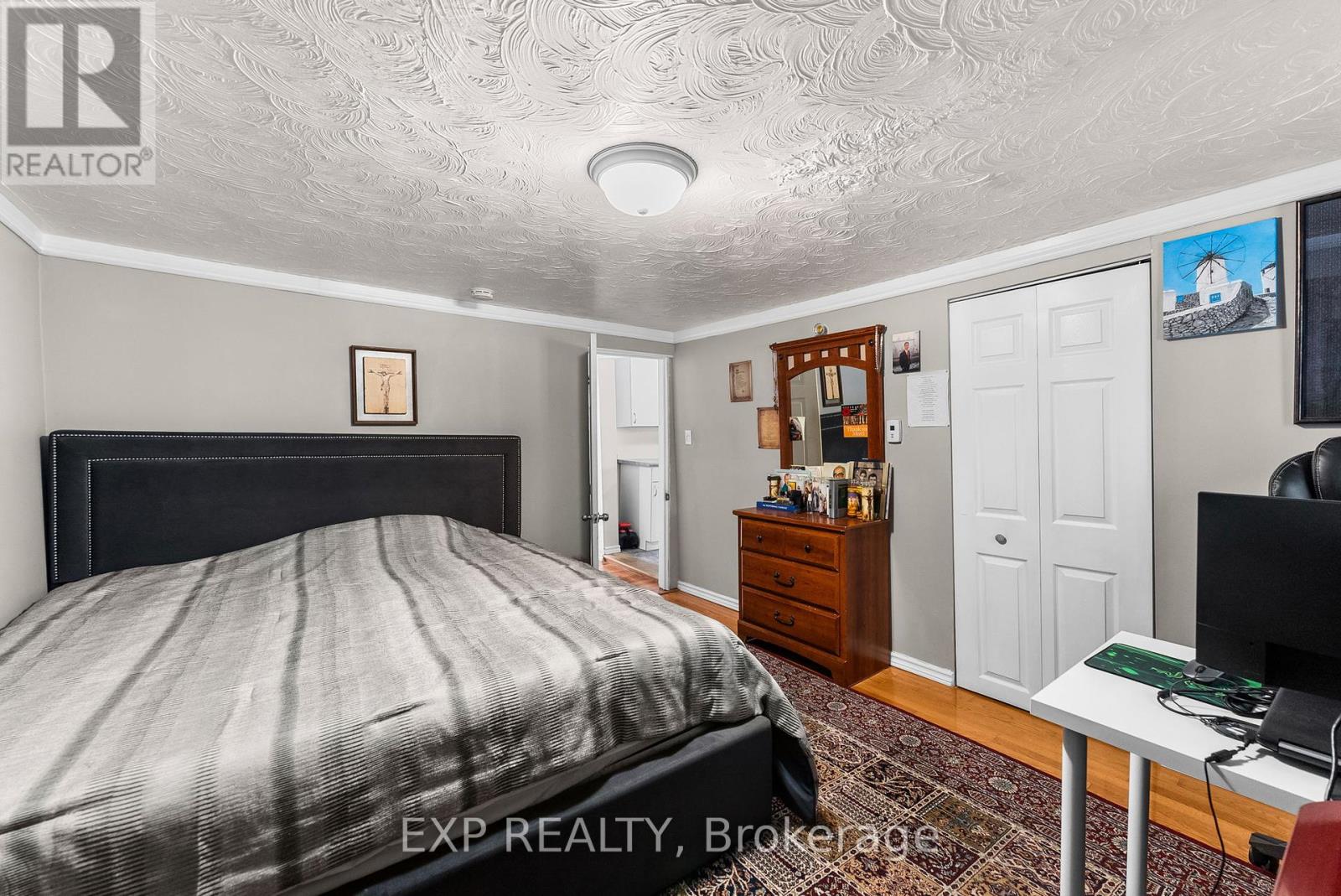Photo 9 of 148 Morton Avenue, Georgina ON